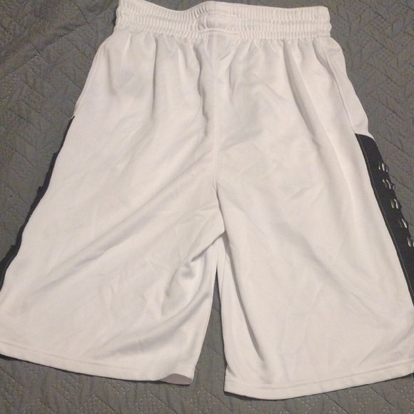 White and Black Men's Gym Shorts​​ - Picture 4 of 4